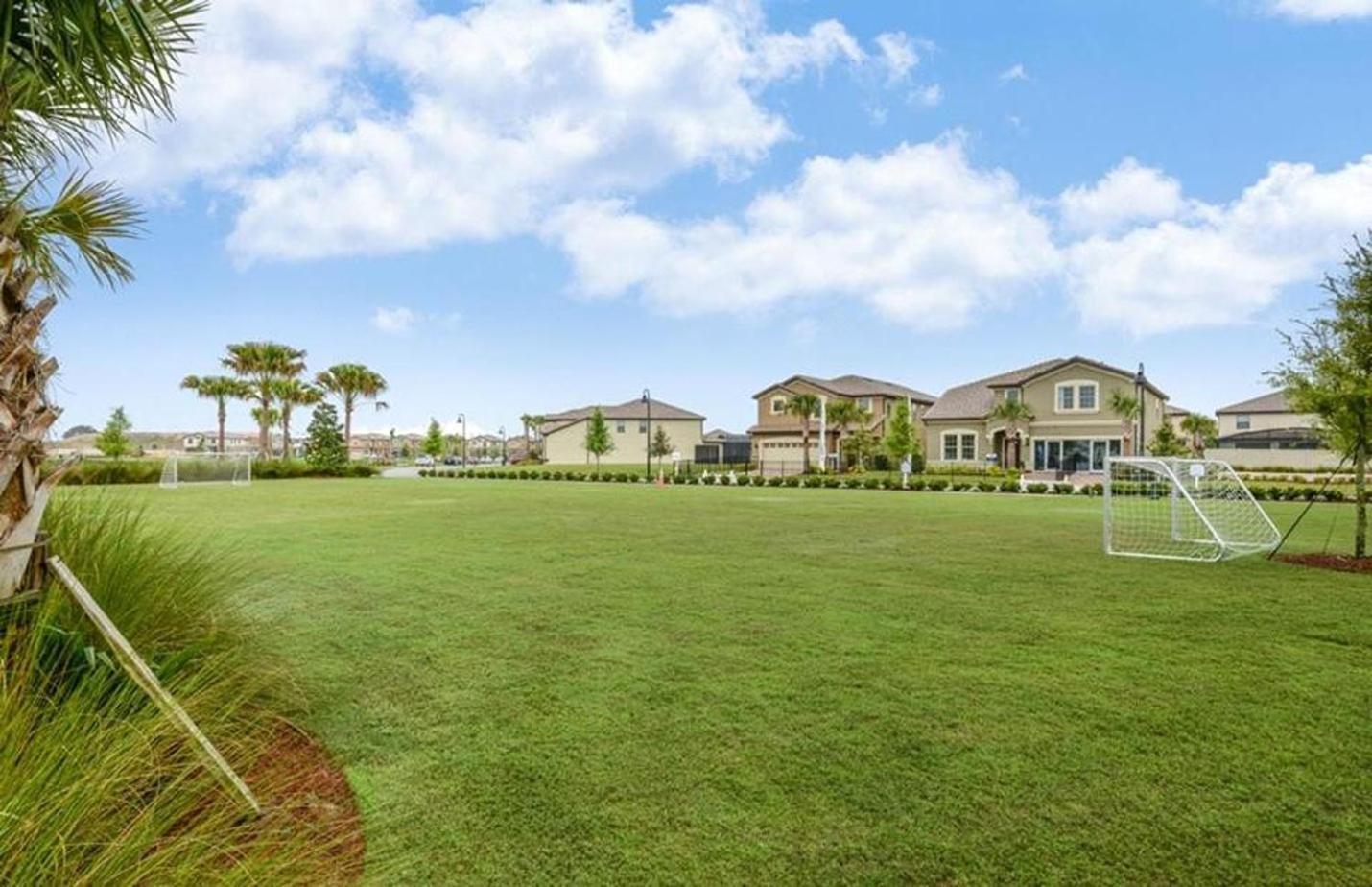 Beautiful Townhome Wprivate Pool 7 Mi To Disney Kissimmee Dış mekan fotoğraf