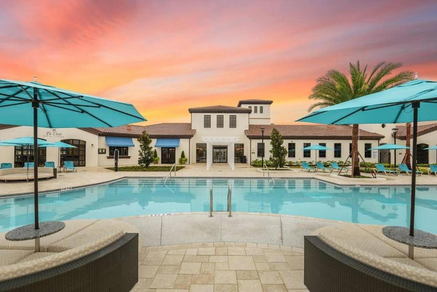 Beautiful Townhome Wprivate Pool 7 Mi To Disney Kissimmee Dış mekan fotoğraf