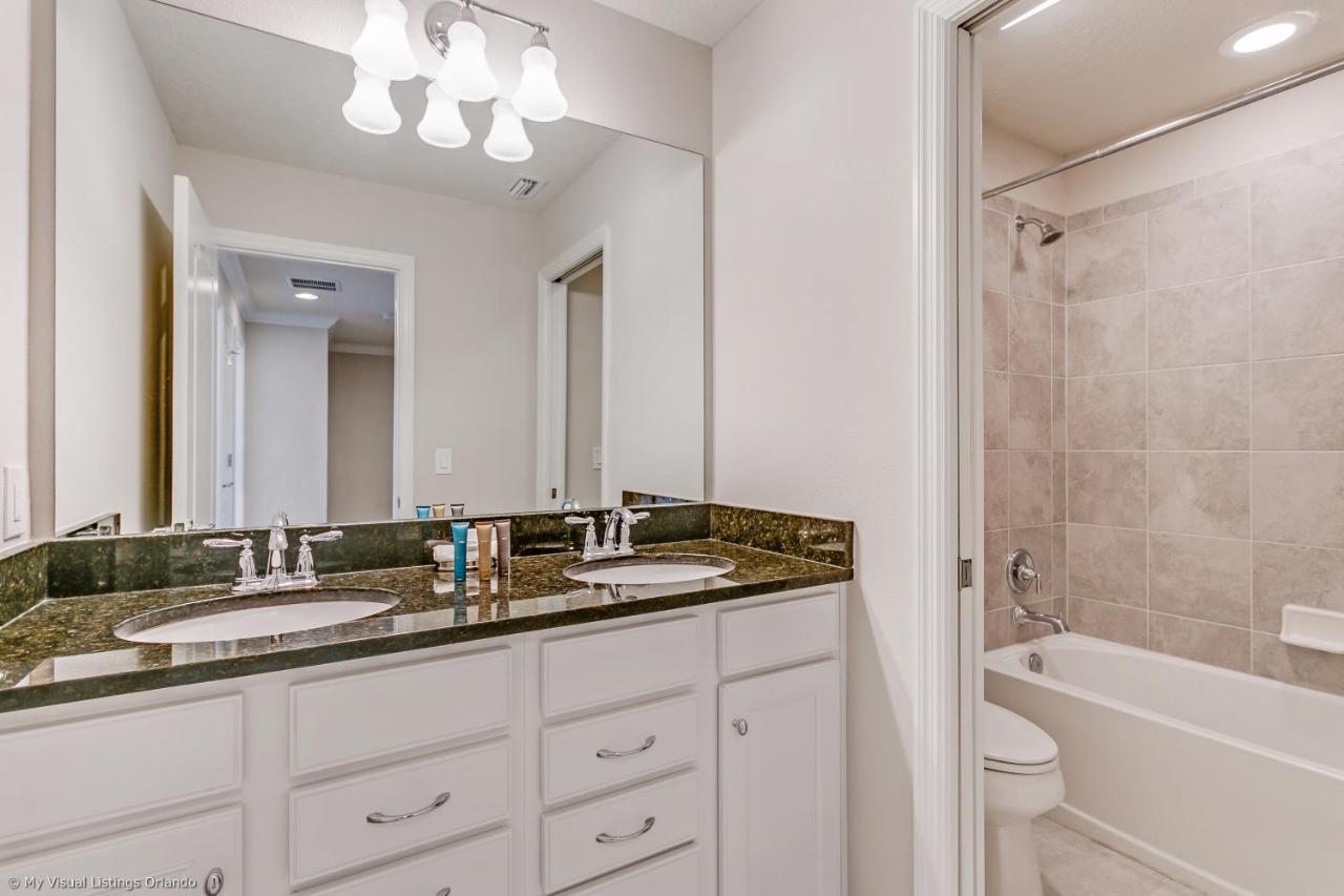 Beautiful Townhome Wprivate Pool 7 Mi To Disney Kissimmee Dış mekan fotoğraf